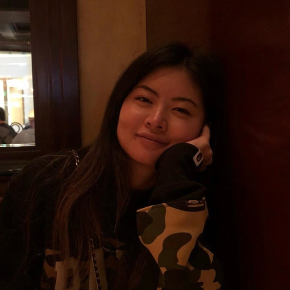 Meet your Posher, Alice - Picture 1 of 1